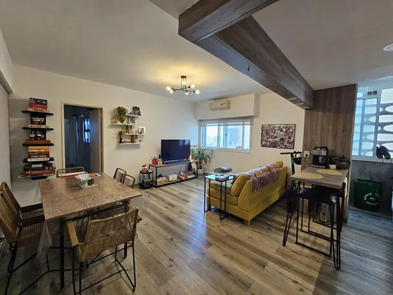 Departamento De 3 Ambientes En Venta Con Renta. Saavedra