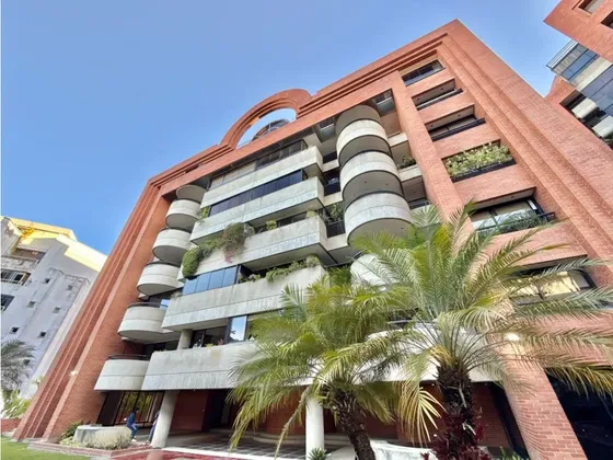 Vendo/alquilo Apto 230m2 3h+s/3.5b+s/4p Colinas De Valle Arriba