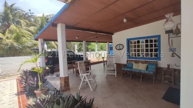 Jip 25-14320. Rent-a-hose Vende Estupenda Casa Vacacional De 400 Mts2, Piscina, Sala De Juego, Parrillera, Cancha De Bolas Criollas, Y Mucho Mas. En Bahia De Cata, Aragua