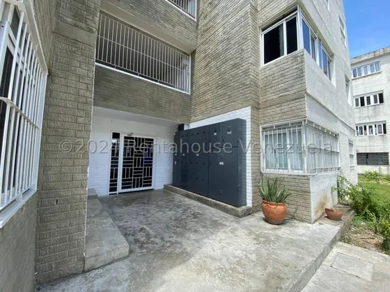 Venta Hermoso Apartamento Planta Baja A Precio De Oportunidad, Ubicado En La Piedad Sur,cabudare Gabriela C