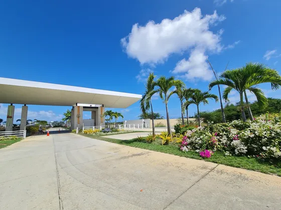 Hermanas Mota Venden Townhouse Obra Blanca En Pto. Morrocoy 