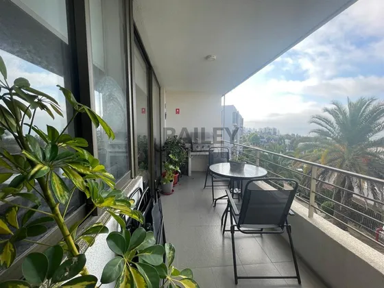 Departamento En Venta De 3 Dorm. En Concón