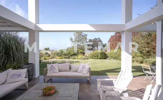 Casa En Venta Marbella, Con Salida A La Cancha De Golf