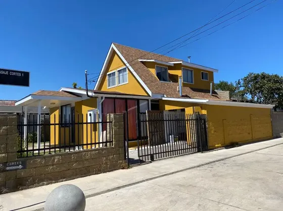 Vendemos Soleada Casa A Pasos De La Playa ,concon