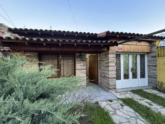 Casa En Venta De 5 Ambientes En San Justo