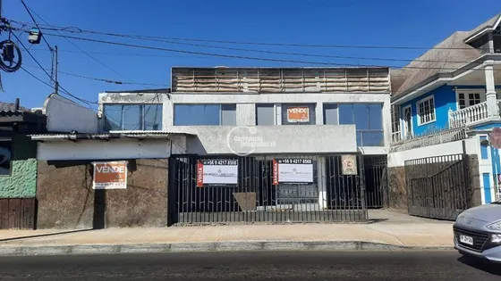 Local Comercial En Arriendo Plena Av Ejercito En Antofagasta