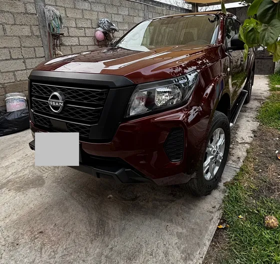 Nissan Frontier 2.5 Xe Dc 4x2 Mt