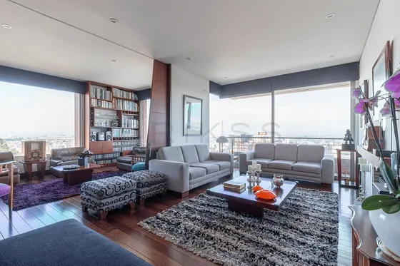 Apartamento En Venta En Los Rosales. Cod V4817