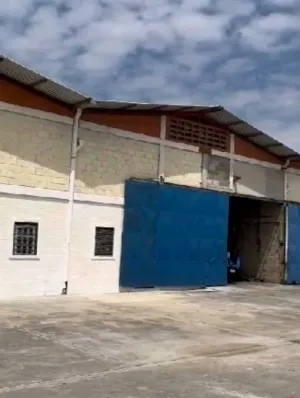 Galpones En Venta. Prolongación Av. Aragua. Morita Ii. Maracay Aragua