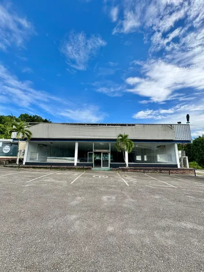 Mg Local Comercial En Alquiler En Av. Las Lomas