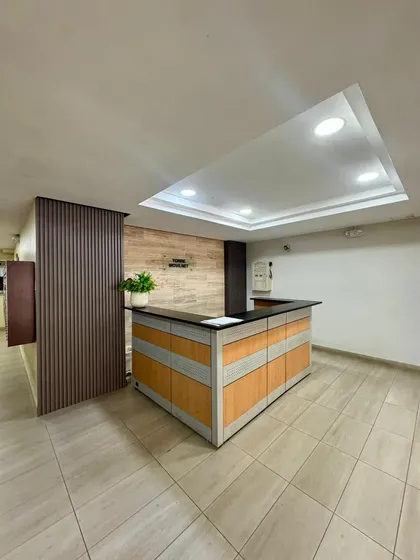 Se Vende Oficina En Avenida Paseo Cabriales Torre Móvilnet Valencia