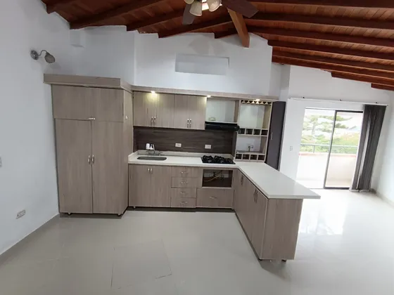 Hermoso Apartamento Con Terraza En Itagui En Venta