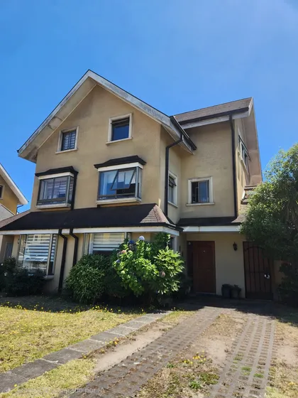 Venta De Casa En Condominio Quiltue, Huertos Familiares