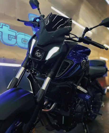 The Yamaha Mt-07 Is A C Hyper-naked Motorcycle