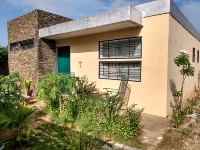 Casa En La Vía Principal De Guacuco, Arismendi Con Terreno Ic-00027