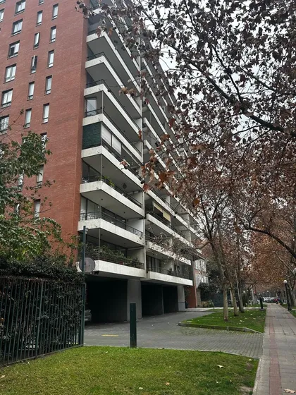 2 Dorms 2 Baños (mariposa) + Homeoffice + 1 Estac + 1 Bodega