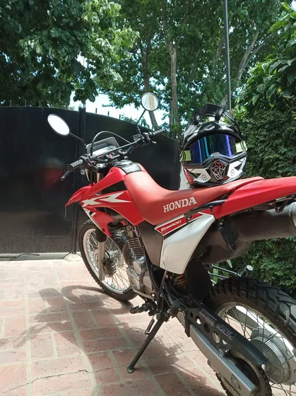 Honda Tornado 250 2018