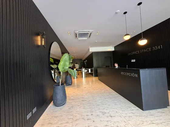 Venta/alquiler De Oficina Con Terraza Y Cocheras - Palermo