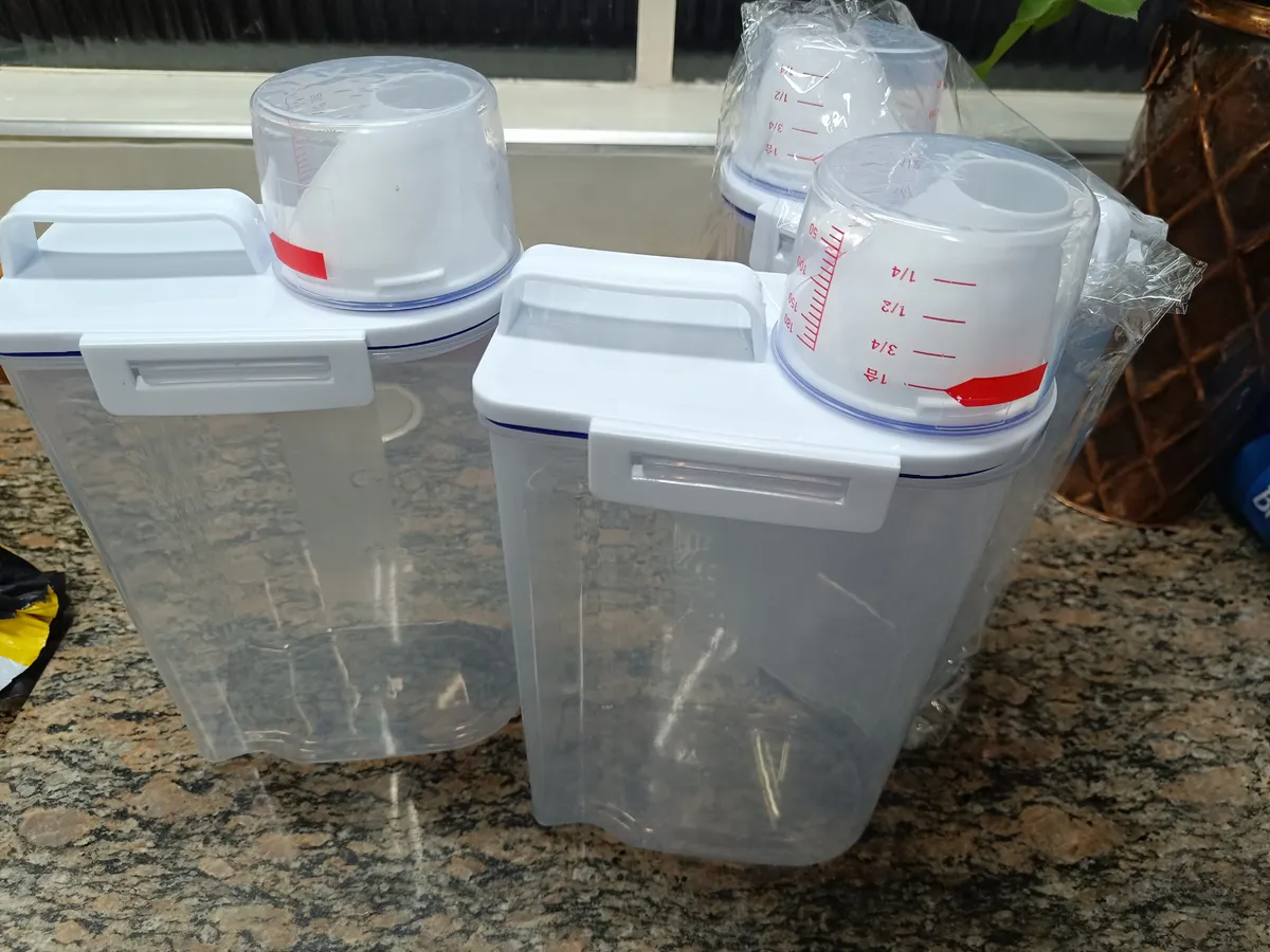 Kit 4 Potes Herméticos 2l Copo Medidor Arroz Cereal Ração