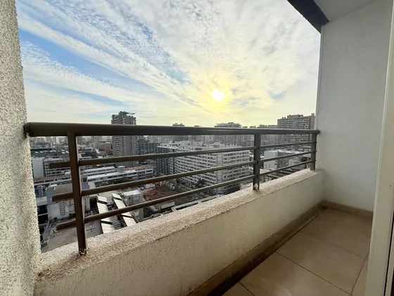 Edificio Eyzaguirre Vista Poniente Piso 18