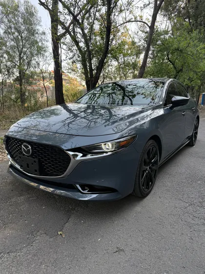 Mazda Mazda 3 2.5t Signature Sedan At