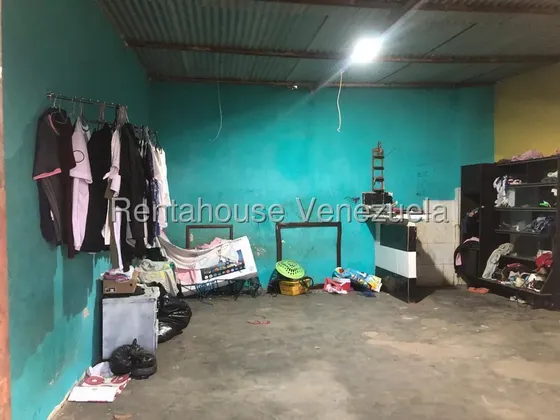 Venta Casa De 215 Metros En El Centro Oeste Ideal Para Uso Residencial O Comercial Casa De 215 Metros En El Centro Oeste Ideal Para Uso Residencial O Comercial