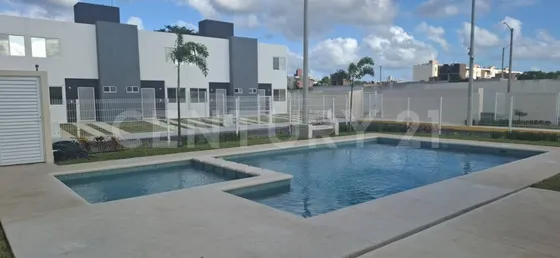 En Venta Casas En Cancun,  Privadas Sacbe  C3971