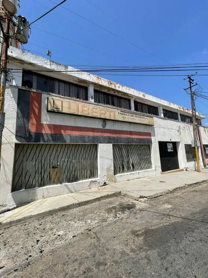 321581 Venta Local Con Galpón - San Blas - Valencia - 765 M2