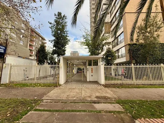 Vendo Depto 1 Dorm 1 Baño San Miguel Piscina (102153)