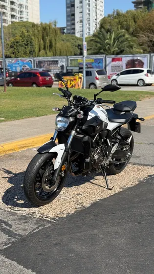 Yamaha Mt 07 2017 19.000km Única Mano