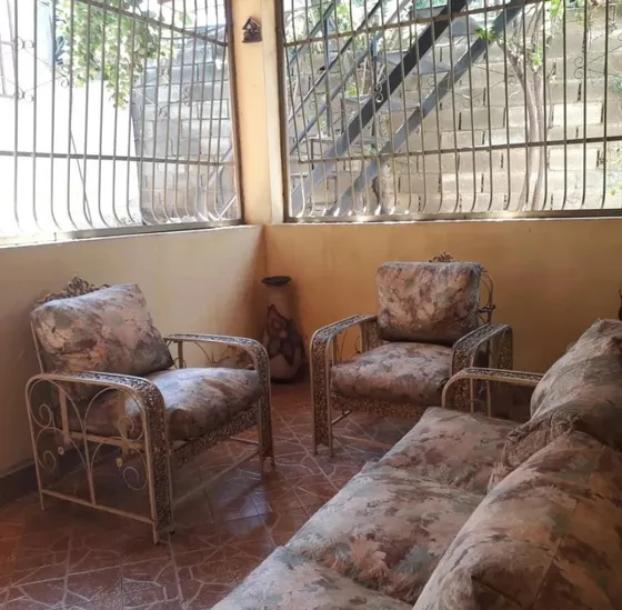 ¡amplia Y Versátil Propiedad En La Avenida Principal De San Joaquín De Turmero!015js