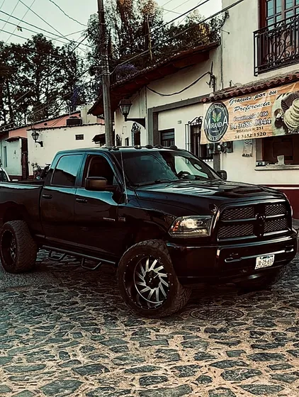 Ram Ram 2500 5.7 R/t Regular Cab 2500 4x4 At