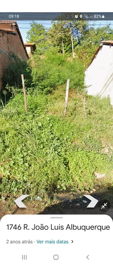 Vende Se Um Terreno