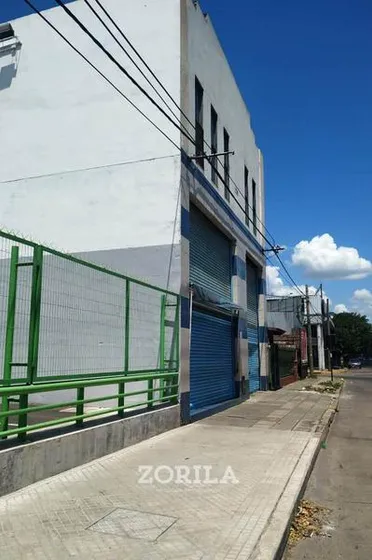 Alquiler / Venta Edificio De Oficina,  Depósito  Y Cochera- Macrocentro - Avellaneda 481