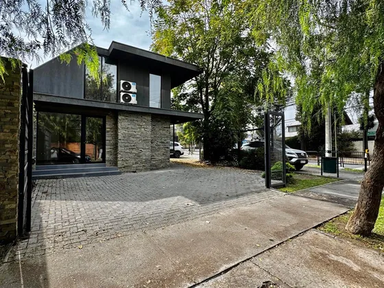 Local Comercial En Arriendo En Las Condes
