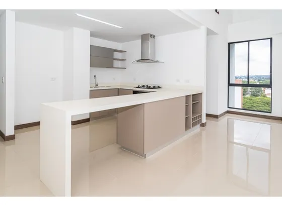 Venta De Apartamento De 196mt2 En Seminario, Sur De Cali 8762.