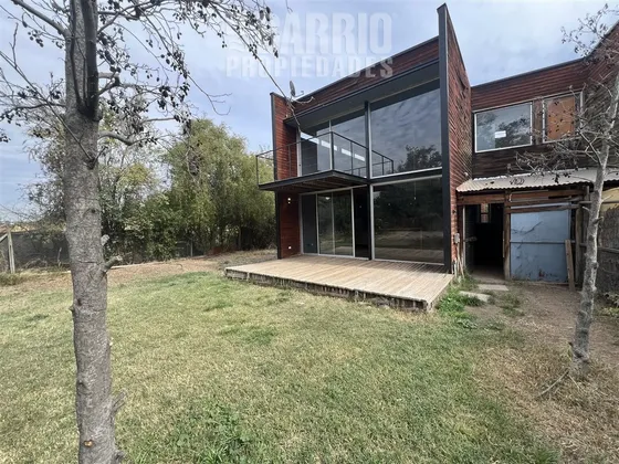 Casa En Arriendo De 2 Dorm. En Chicureo Poniente
