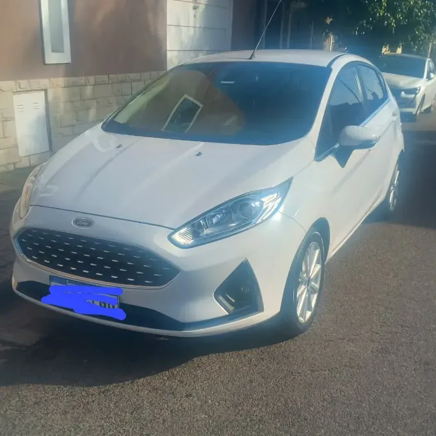 Ford Fiesta Kinetic 1.6 Titanium Powershift 120cv
