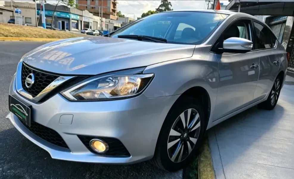 Nissan Sentra 1.8 Exclusive Pure Drive CVT