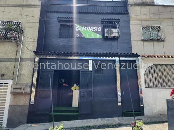 Local Comercial En Venta Catia Mls #25-7034