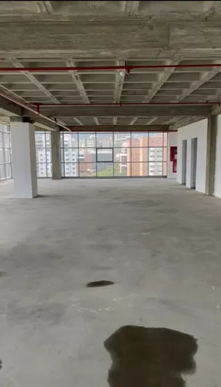 Oficinas En Alquiler / Venta Ubicadas En Las Mercedes 