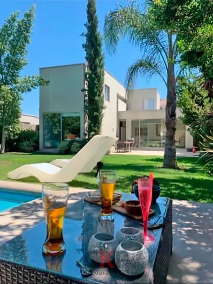 Casa En Condominio Chicureo/ Colegio Alemán