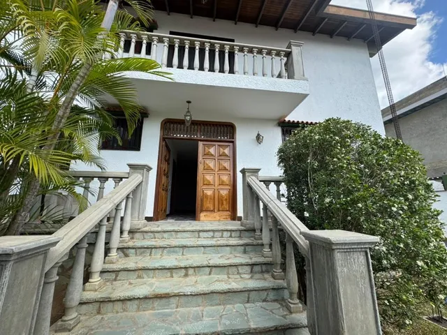 Anexo Casa+jardin/ Los Naranjos/ 4hab+1hab Serv /3b+b Serv/3 P