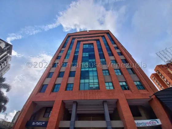 Locales En Alquiler En  Torre Madrid Con Planta Eléctrica En El Este De Barquisimeto Cod. 24-28834 Nd