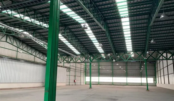 Bodega Con Ubicación Estratégica En Condominio Industrial