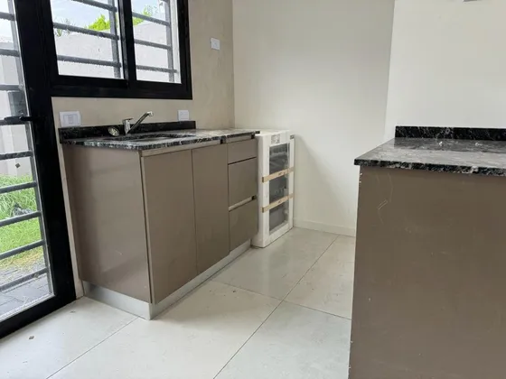 Duplex A Estrenar Palomar -  3 Amb. Cochera, Patio