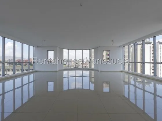 Daniela Linarez Vende Oficinas En El Este De Barquisimeto Muy Exclusiva Con Todos Los Servicios Básicos Con Acabados De Primera Con Planta Eléctrica Y Mas...                                           