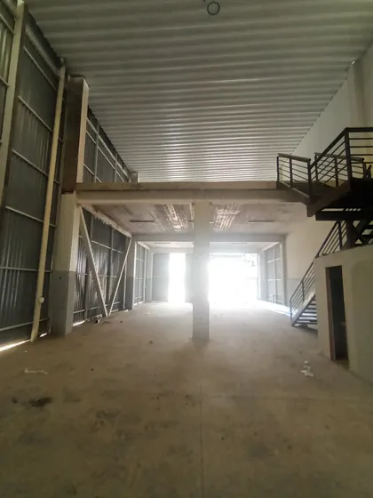 Arriendo De Bodega De 420 M² En Condominio En Quilicura