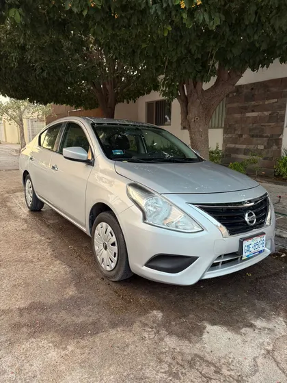Nissan Versa 1.6 Sense At