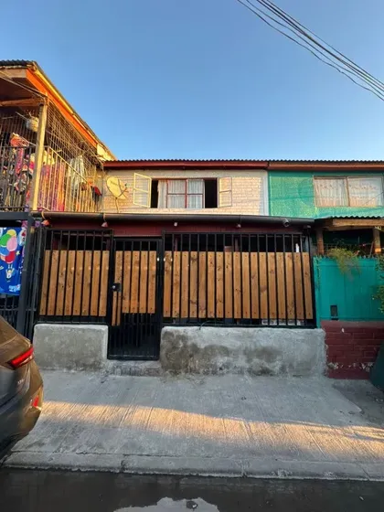 ¡tu Hogar Ideal En Pudahuel: 4 Hab, 2 Baños!